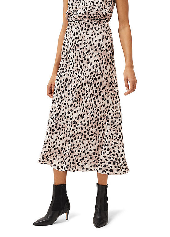 This Morning's Must-Have: Cat Deeley's Phase Eight Midi Skirt This Morning's Must-Have: Cat Deeley's Phase Eight Midi Skirt