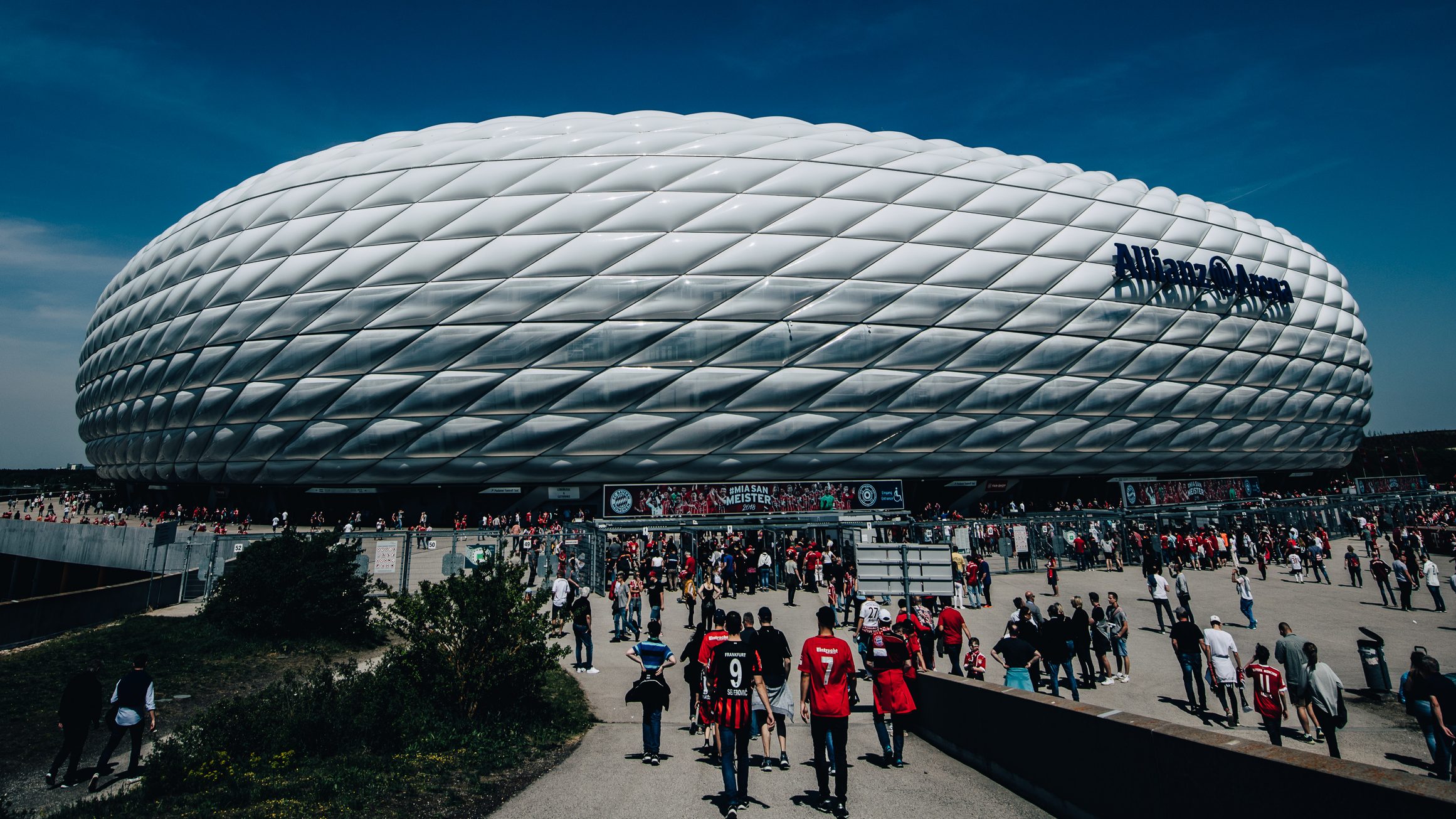 Thomas Müller's Allianz Arena Farewell: 25 Years Of Dedication Thomas Müller's Allianz Arena Farewell: 25 Years Of Dedication