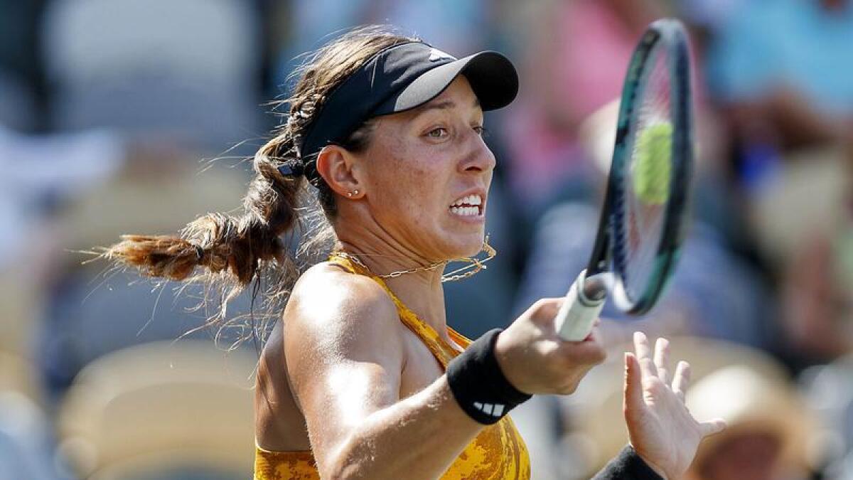 Top Seed Pegula Claims Charleston Title After Battling Collins Top Seed Pegula Claims Charleston Title After Battling Collins