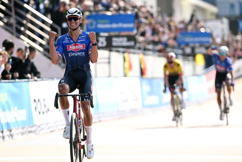 Tour Of Flanders 2024: Pogačar's Dominant Victory, Van Der Poel's Record Bid Falls Short Tour Of Flanders 2024: Pogačar's Dominant Victory, Van Der Poel's Record Bid Falls Short