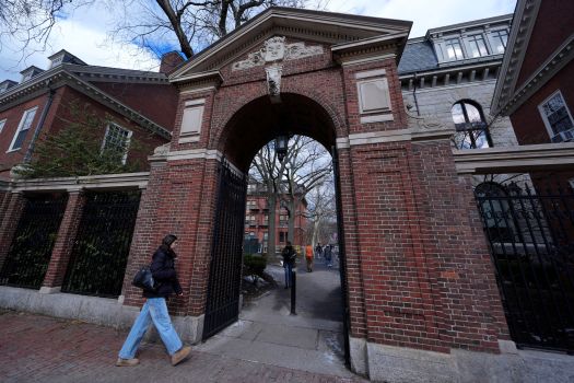 Trump Administration Targets Harvard: A Full End To Federal Contracts? Trump Administration Targets Harvard: A Full End To Federal Contracts?