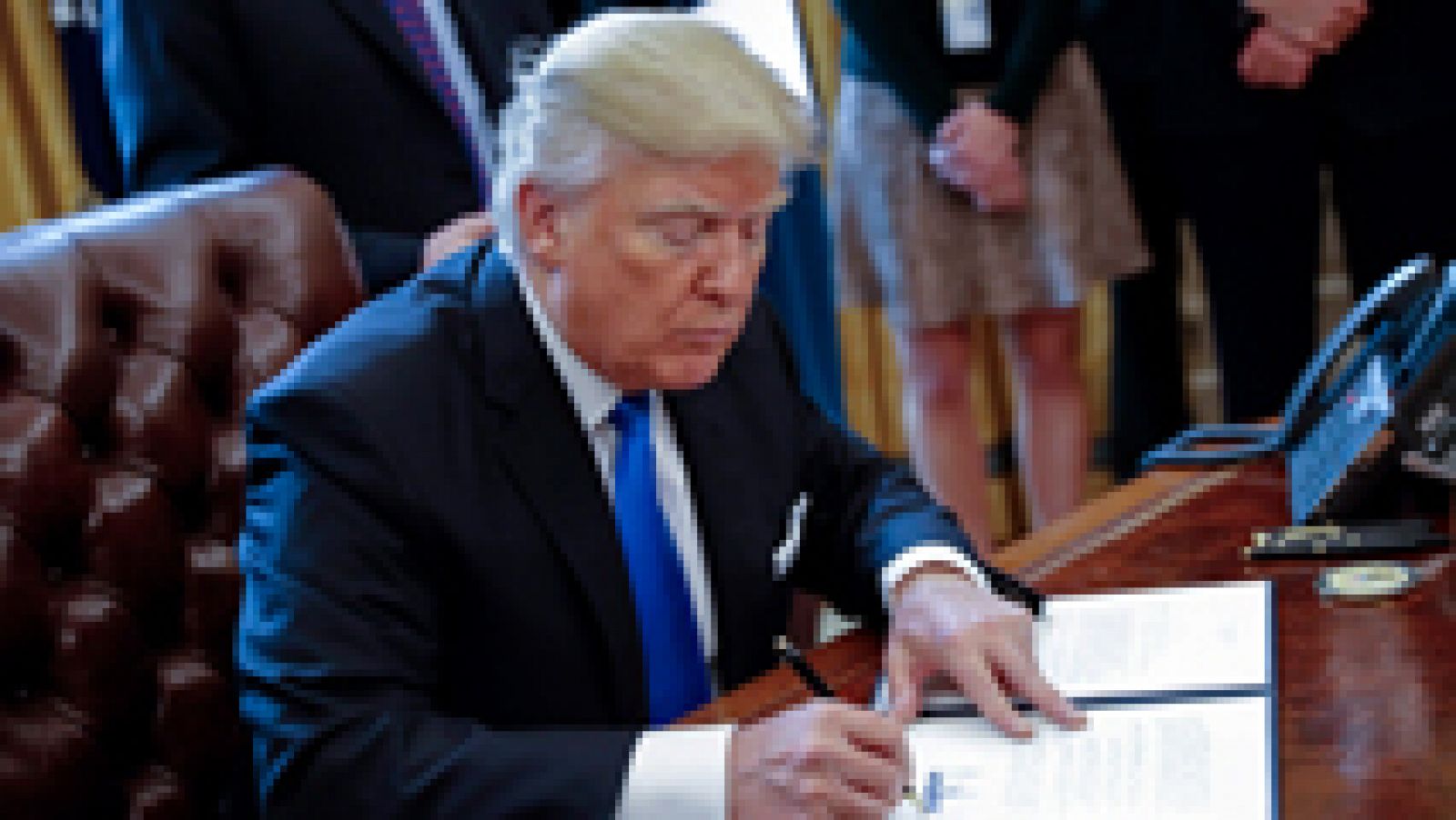 Trump Contra Ticketmaster: Nueva Orden Ejecutiva Para Combatir La Reventa De Boletos Trump Contra Ticketmaster: Nueva Orden Ejecutiva Para Combatir La Reventa De Boletos