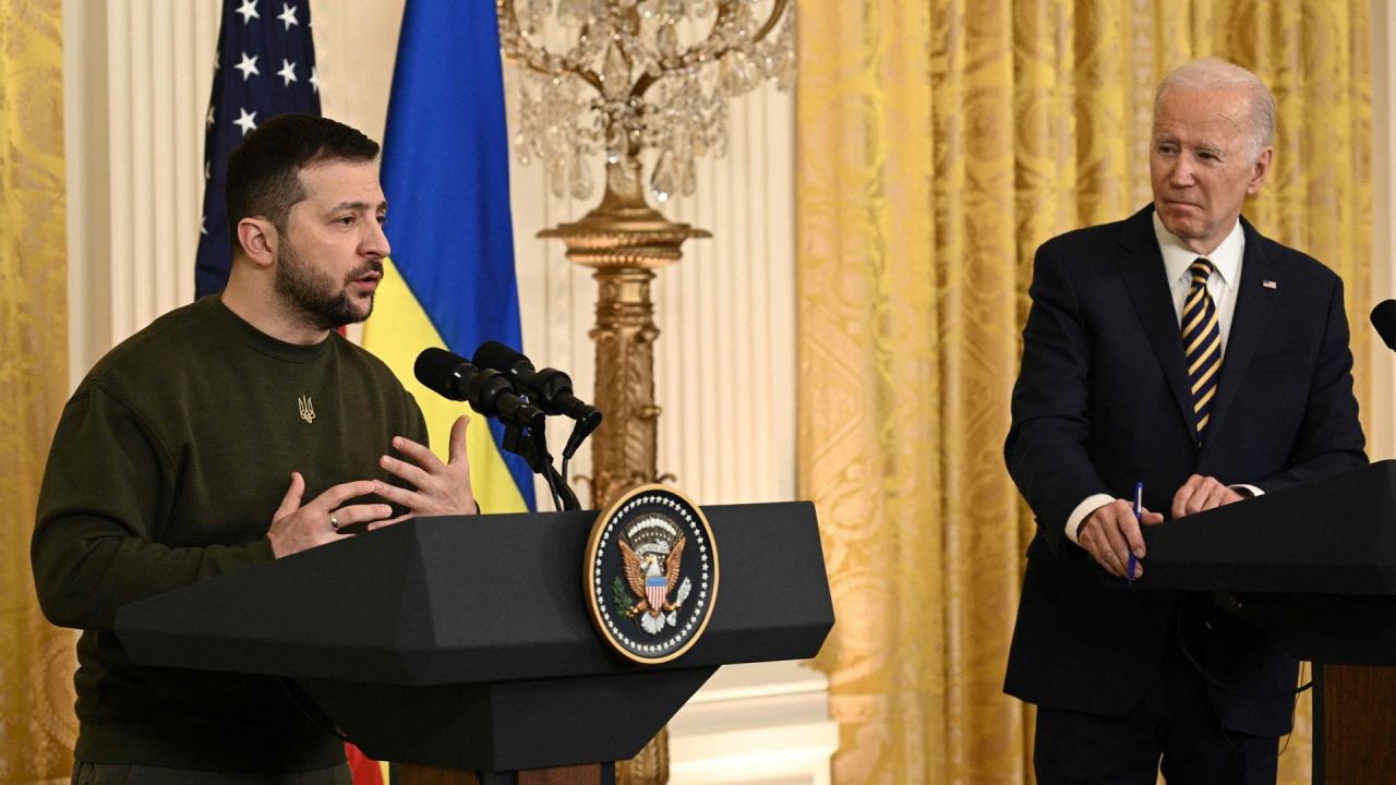 Trump's Russia-Ukraine Policies: Vance Calls For Biden's Response Trump's Russia-Ukraine Policies: Vance Calls For Biden's Response