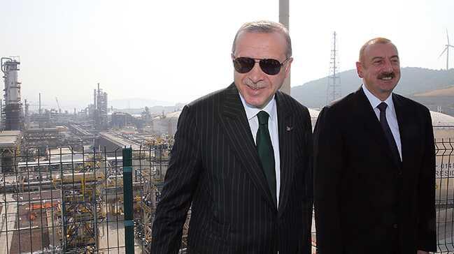 Türkiye-Azerbaycan Zirvesi: Cumhurbaşkanları Erdoğan Ve Aliyev Bir Araya Geldi Türkiye-Azerbaycan Zirvesi: Cumhurbaşkanları Erdoğan Ve Aliyev Bir Araya Geldi