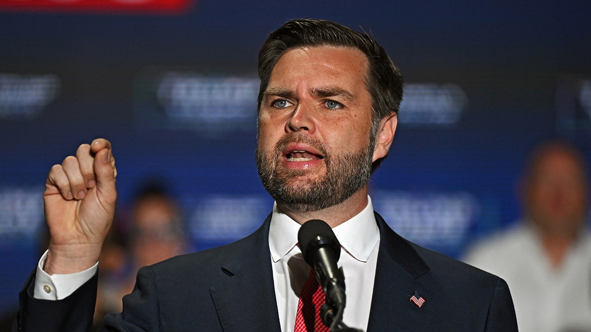Ukraine Policy Debate: JD Vance's Effective Response To Biden's Criticism Ukraine Policy Debate: JD Vance's Effective Response To Biden's Criticism