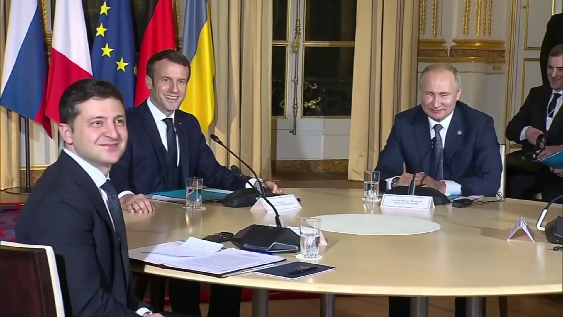 Ukraine-Russia Negotiations: Trump's Plea For Unconditional Talks Ukraine-Russia Negotiations: Trump's Plea For Unconditional Talks