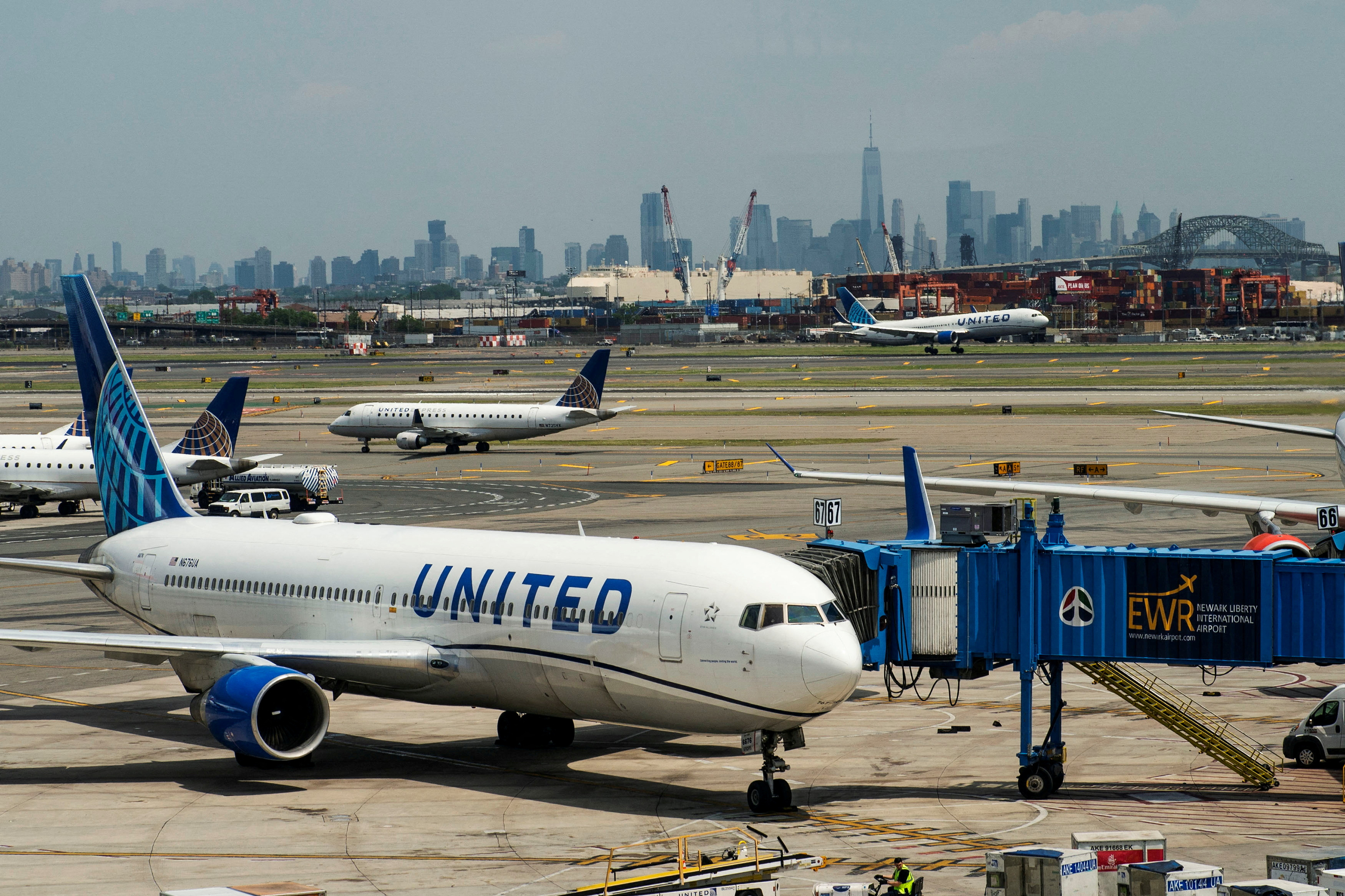 United Airlines Flights Cancelled: Impact Of FAA Newark Staff Shortages United Airlines Flights Cancelled: Impact Of FAA Newark Staff Shortages