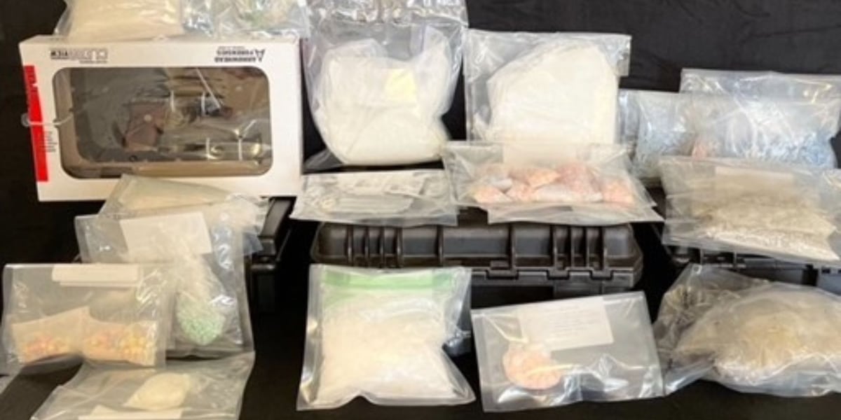 Unprecedented Fentanyl Seizure Announced By Bondi In The US Unprecedented Fentanyl Seizure Announced By Bondi In The US