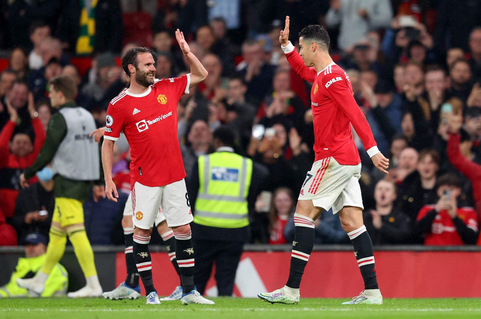 Viana's Man City Pursuit: Competing With Napoli For Ex-Manchester United Star Viana's Man City Pursuit: Competing With Napoli For Ex-Manchester United Star