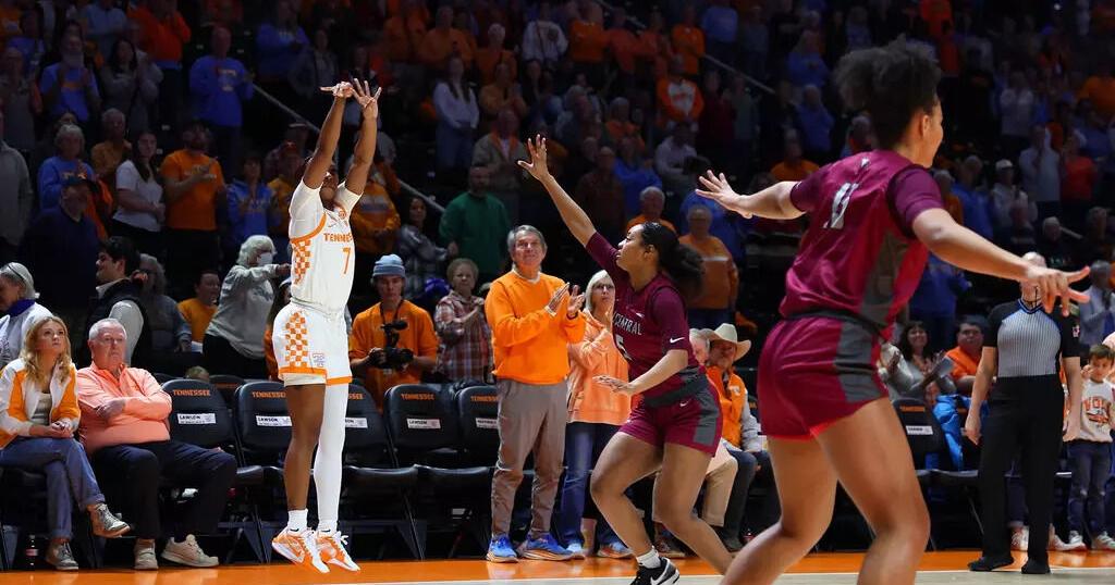 Vols Smash Sycamores: 12-1 Victory For Tennessee Vols Smash Sycamores: 12-1 Victory For Tennessee