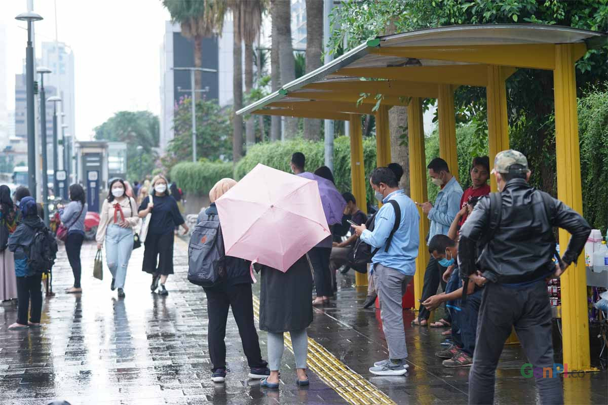Waspada! Hujan Petir Di Jawa Timur, Prakiraan Cuaca 29 Maret 2024 Waspada! Hujan Petir Di Jawa Timur, Prakiraan Cuaca 29 Maret 2024