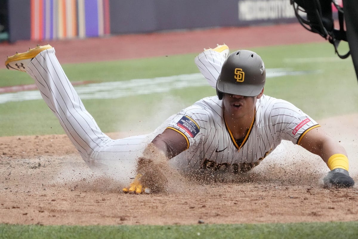 Watch Mariners Vs Reds MLB Game: Live Stream, TV Channels & More Watch Mariners Vs Reds MLB Game: Live Stream, TV Channels & More