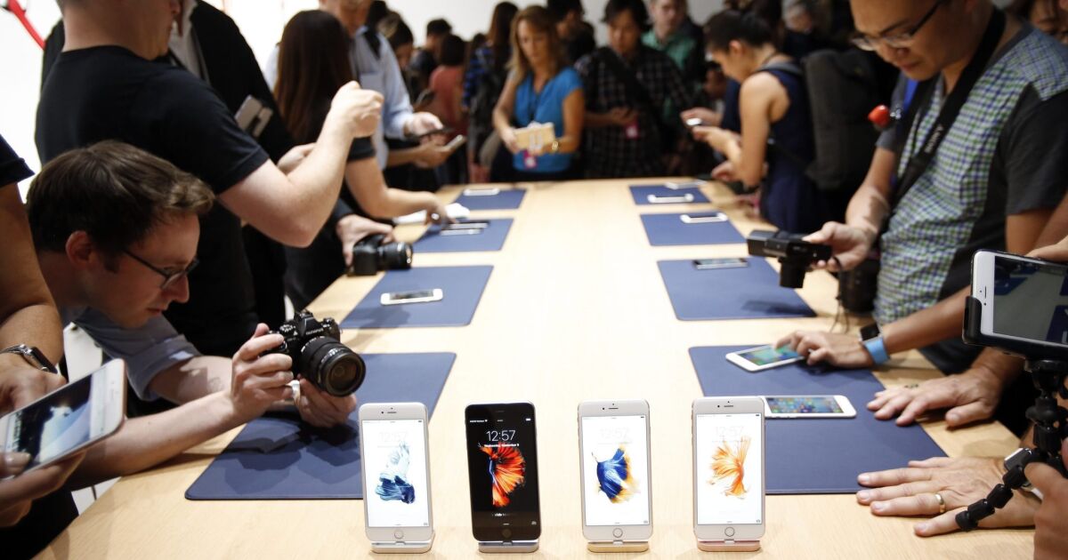 Why Apple Might Be Saving Google From Itself Why Apple Might Be Saving Google From Itself
