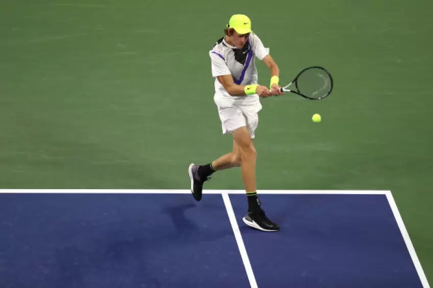 Why Jannik Sinner's Fox Logo Falls Short Of Roger Federer's RF Brand Why Jannik Sinner's Fox Logo Falls Short Of Roger Federer's RF Brand