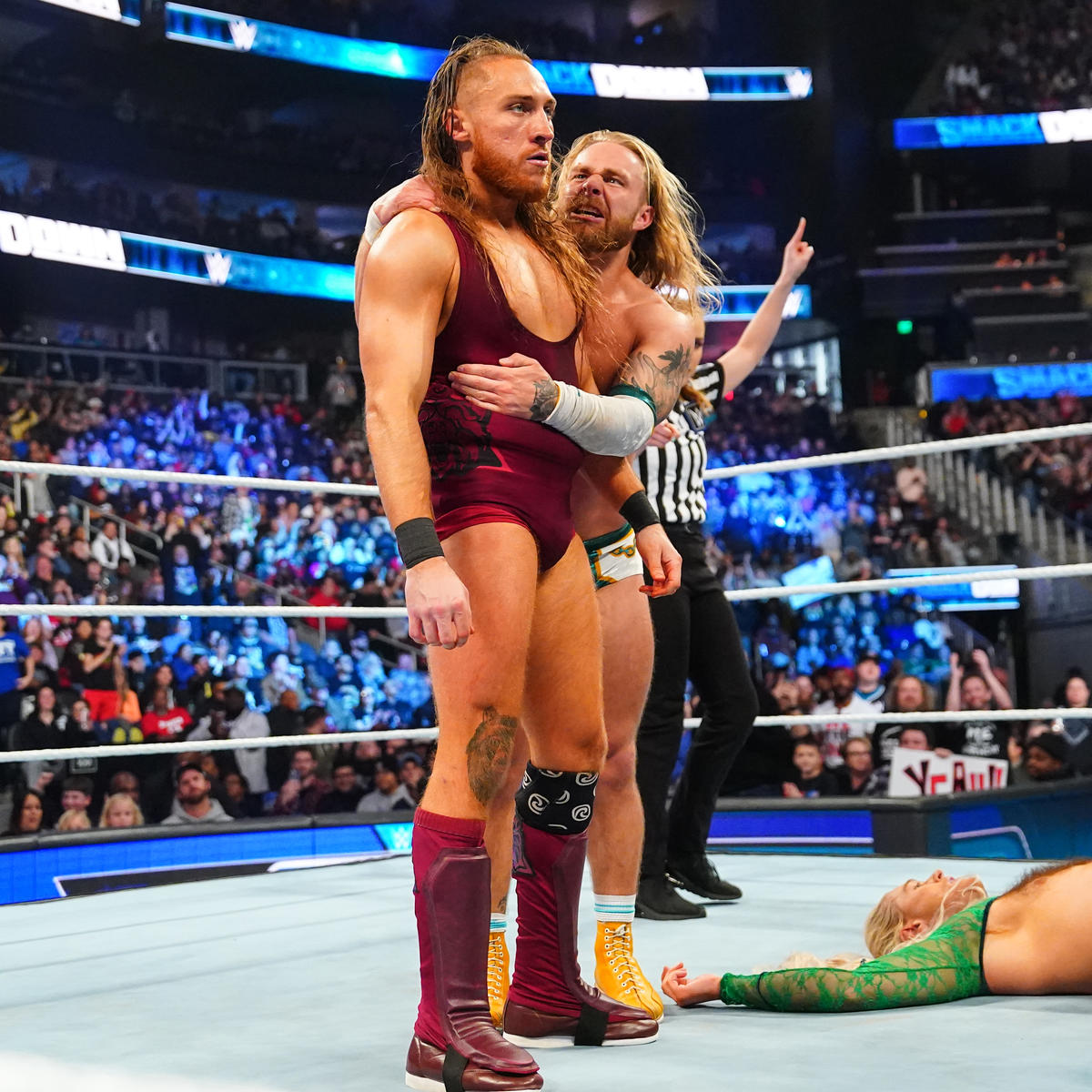 WWE Raw: Tyler Bate Returns, Reuniting With Pete Dunne WWE Raw: Tyler Bate Returns, Reuniting With Pete Dunne