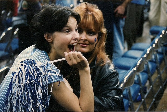 Wynonna And Ashley Judd Open Up About Family Life In Docuseries Wynonna And Ashley Judd Open Up About Family Life In Docuseries