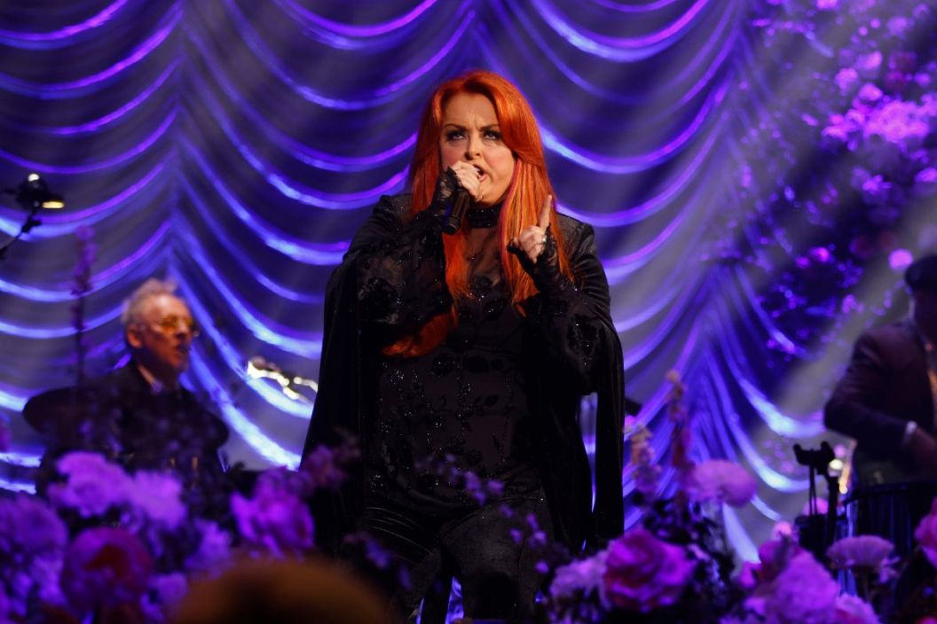 Wynonna And Ashley Judd Open Up About Family Life In Intimate Docuseries Wynonna And Ashley Judd Open Up About Family Life In Intimate Docuseries