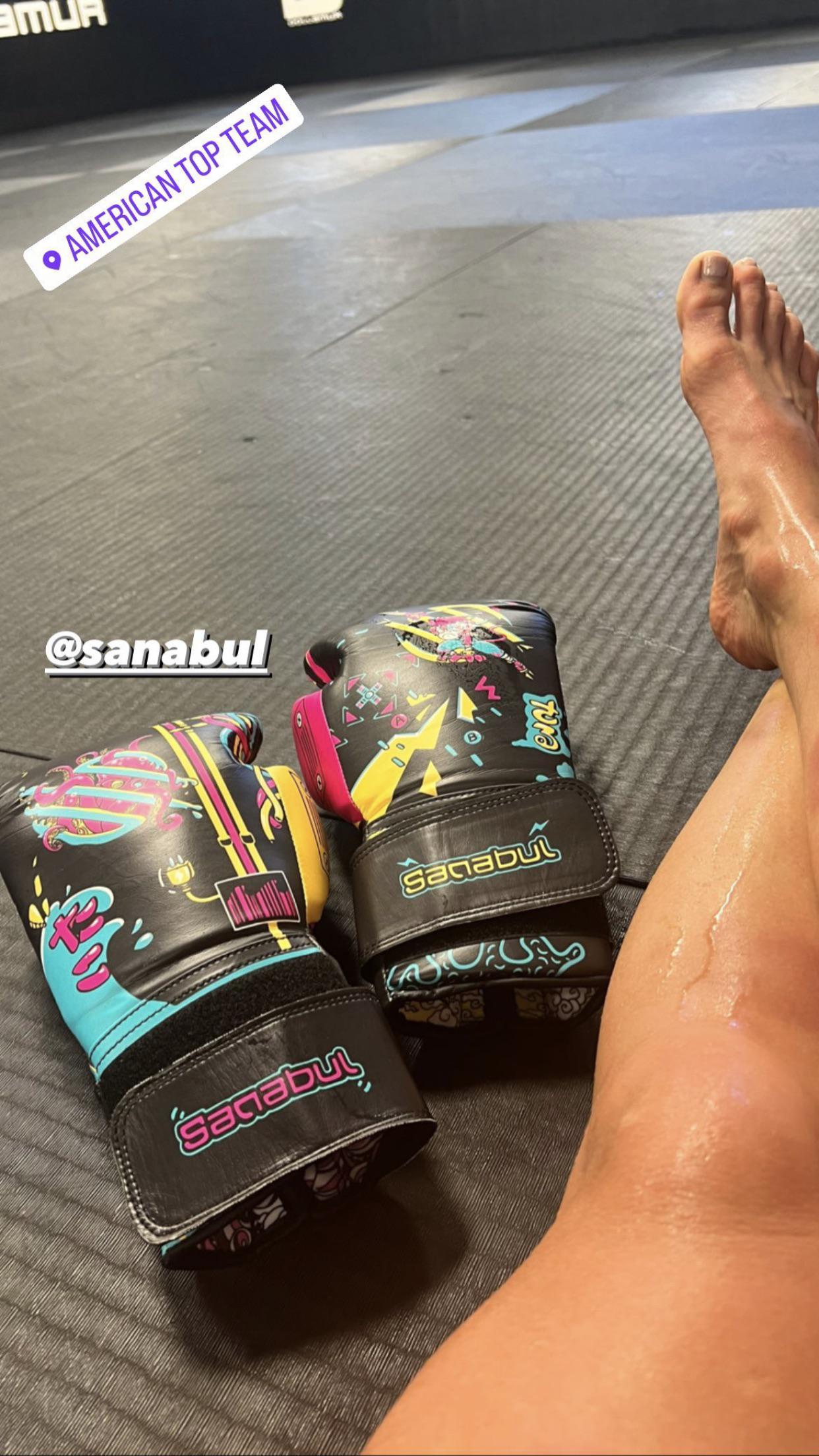 Year-Long Hiatus Ends: Former UFC Champ Fights Foxy Bantamweight Veteran On May 3rd Year-Long Hiatus Ends: Former UFC Champ Fights Foxy Bantamweight Veteran On May 3rd